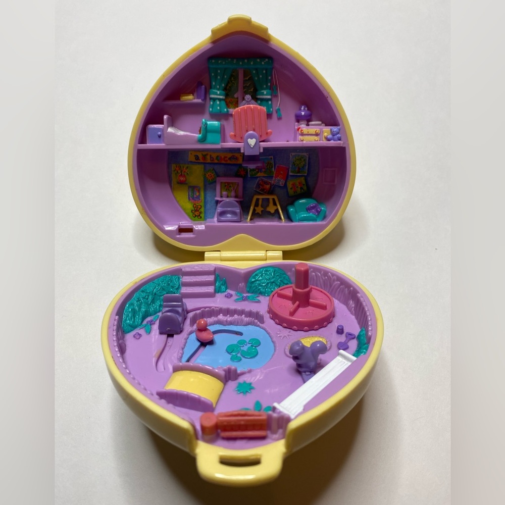 Complete Polly Pocket Babysitting Collection Strollin Baby Compact 1994